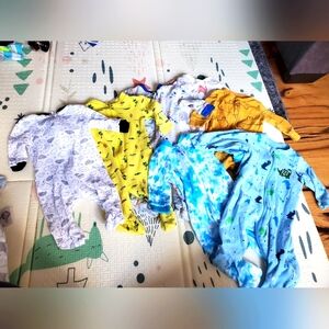 3m Set Of 7 George Blue and White Baby Onesies